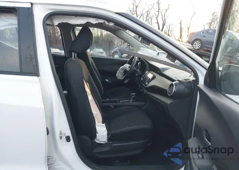 2021 Nissan Kicks Sv Xtronic Cvt z USA, uszkodzony, nr VIN 3N1CP5CV7ML514081